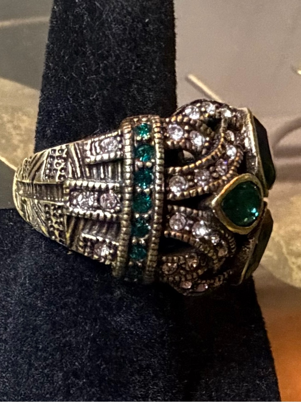 Heidi Daus "Emerald City" Cocktail Ring Size 6 - Picture 6 of 9